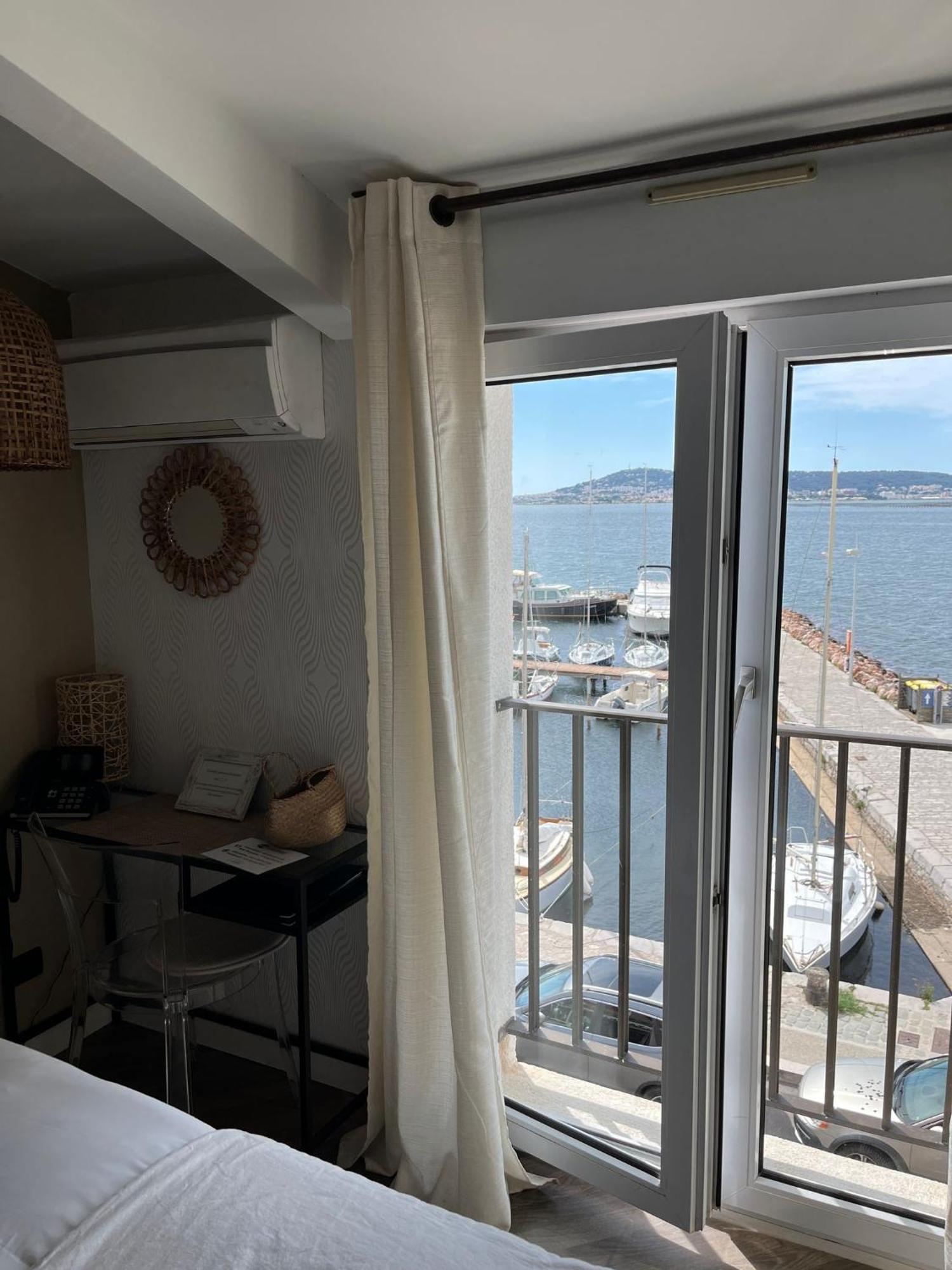 A La Voile Blanche Hotel Bouzigues Exterior photo