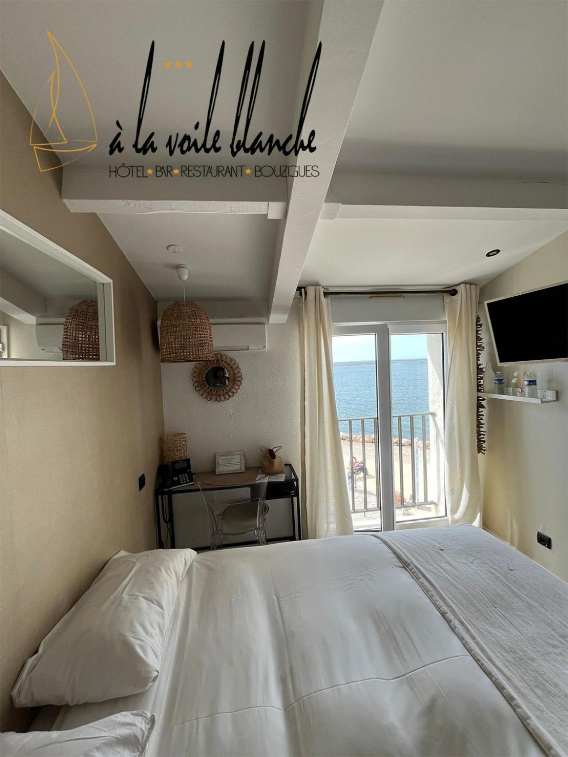 A La Voile Blanche Hotel Bouzigues Exterior photo